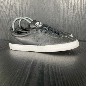 Converse All-Star Leather sneaker women’s size 7.5